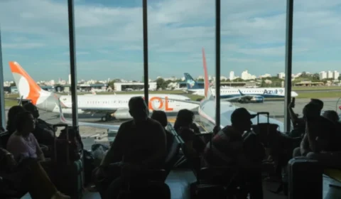Pane no controle aéreo suspende voos em SP e causa atrasos após retomada