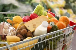 Preço dos alimentos dispara em março e pressiona inflação no Brasil