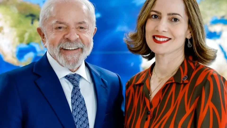 Demissão no INSS abre espaço para nova presidente; veja quem é