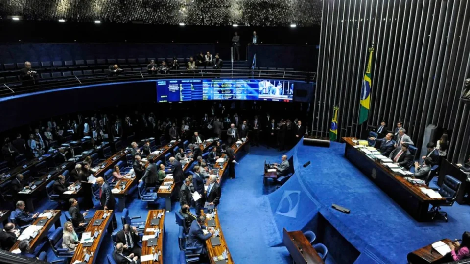 Data em memória da Covid-19 é aprovada no Senado e vai à sanção