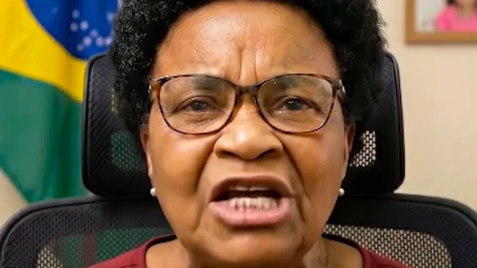 Partidos levam ao TSE caso de perfil com IA acusado de desinformação contra Lula