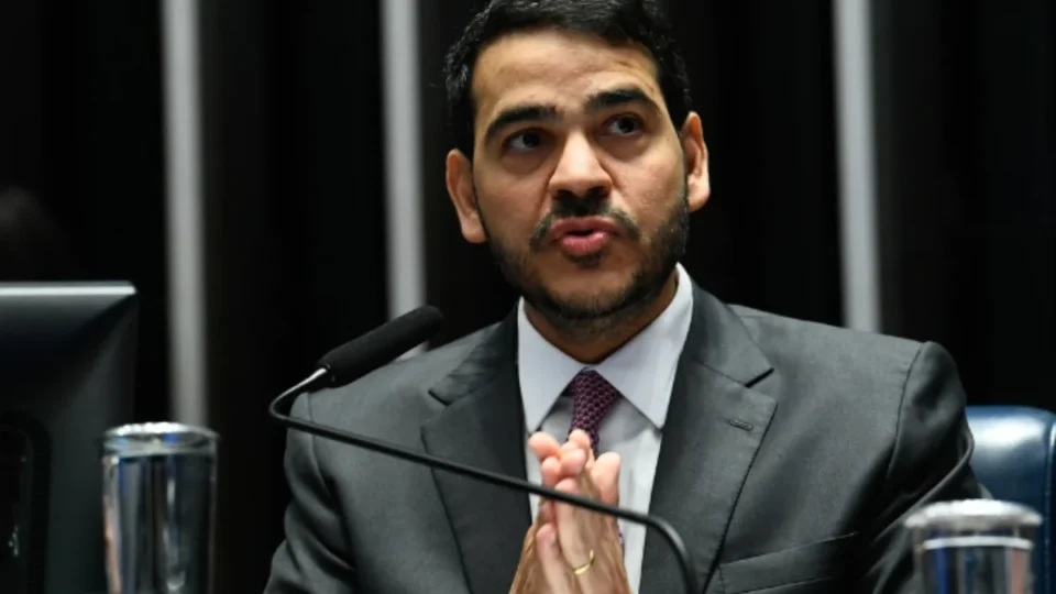 Jorge Messias encara sabatina decisiva no Senado nesta quarta-feira (29); acompanhe a sessão da CCJ