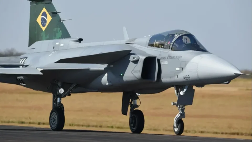 Caça Gripen entra em ação em exercício estratégico da FAB em maio