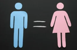 Está faltando homem no Brasil? Pesquisa mostra que mulheres são maioria no país