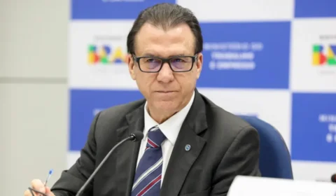 Emprego formal cresce, mas Norte ainda enfrenta alta informalidade, diz ministro