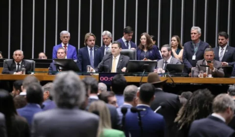 Congresso Nacional derruba veto presidencial e avança com PL da Dosimetria