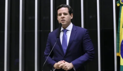 Deputado envia R$ 4,3 milhões e obra homenageia pai