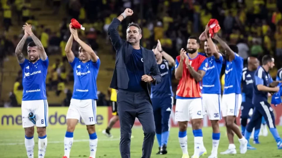 Cruzeiro vence o Barcelona em Guayaquil e estreia com o pé direito na Libertadores