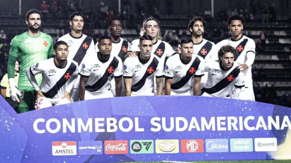 Vasco segura pressão na Argentina e estreia com empate diante do Barracas Central