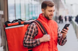 Nova lei dos aplicativos: Relator propõe dois modelos de ganho mínimo para entregadores