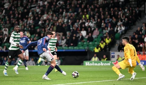 Arsenal vence Sporting com gol no apagar das luzes e larga na frente nas quartas da Champions