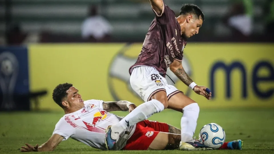 Bragantino tropeça na Venezuela e estreia com derrota na Sul-Americana