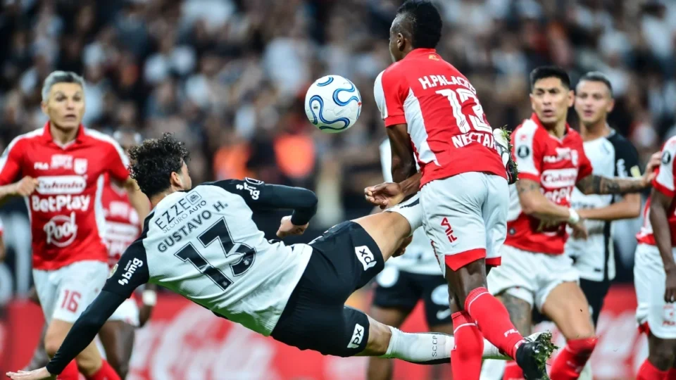 Corinthians impõe respeito em casa, vence o Santa Fé e assume protagonismo na Libertadores