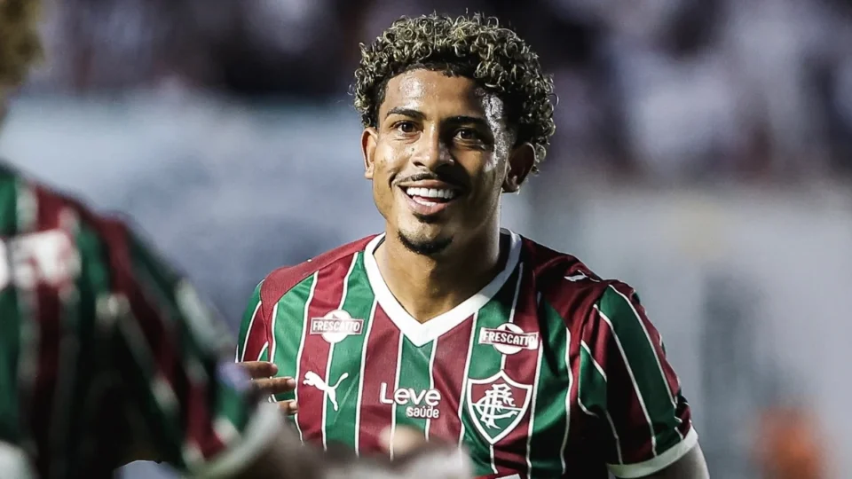 Fluminense vira sobre o Santos na Vila em jogo de golaços e brilho de John Kennedy