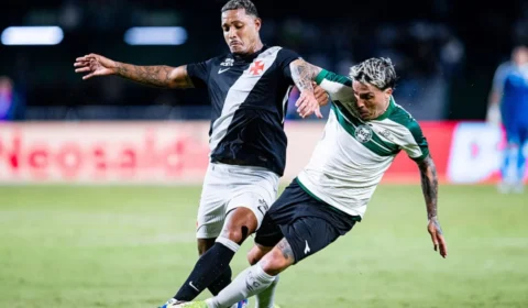 Vasco cede empate ao Coritiba nos acréscimos e perde chance de subir na tabela