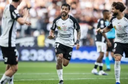 Corinthians segura pressão com um a menos e vence o Vasco em Itaquera