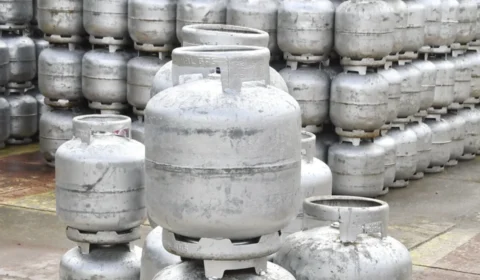 Governo libera R$ 330 milhões para conter alta do gás de cozinha