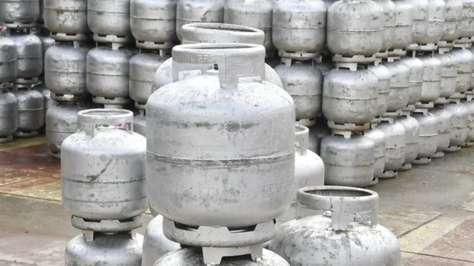 Governo libera R$ 330 milhões para conter alta do gás de cozinha