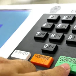 Prazo para regularizar título de eleitor termina em 6 de maio