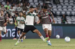 Coritiba e Fluminense empatam em duelo marcado pelo VAR e estrela de John Kennedy