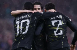 PSG cala Anfield, vence o Liverpool e carimba vaga na semifinal da Champions