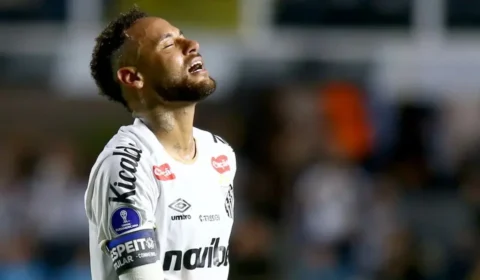 Santos tropeça contra reservas do Recoleta e sai de campo sob vaias na Vila Belmiro