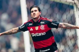 Flamengo atropela Atlético-MG na Arena MRV e assume protagonismo no campeonato