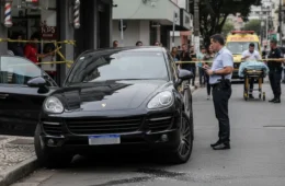 PM de folga reage a assalto de Porsche e suspeito morre em São Paulo