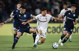 Fluminense arranca empate no fim contra o Rivadavia pela Libertadores