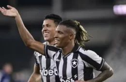Botafogo vence o Racing e encaminha classificação na Sul-Americana