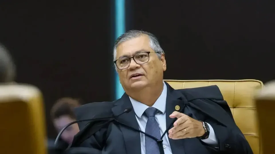 Fachin diz que CNJ vai regulamentar fim da aposentadoria compulsória como punição para juízes