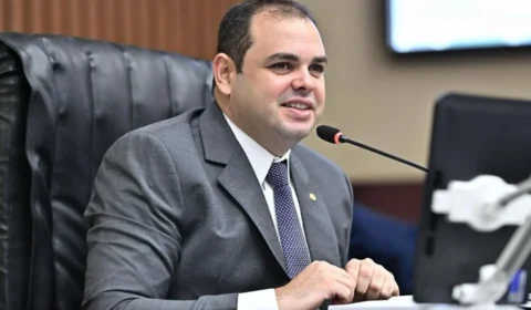 Eleição indireta escolhe Roberto Cidade como governador do Amazonas