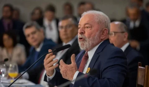 Ausência de Lula nos 200 anos da Câmara é cogitada e expõe clima político