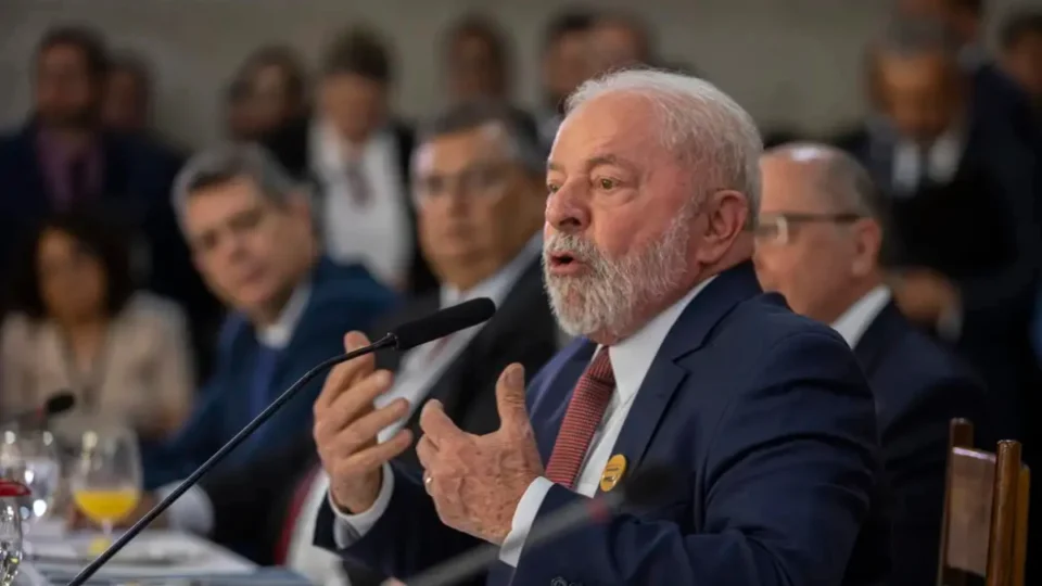 Ausência de Lula nos 200 anos da Câmara é cogitada e expõe clima político