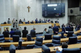 Câmara de SP altera projeto e igrejas podem ficar livres de multa por barulho