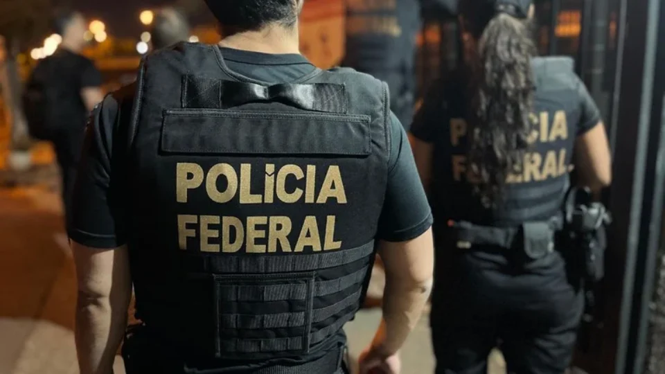 PF e CGU fazem nova ofensiva contra fraude bilionária no INSS e cumprem mandados em quatro estados