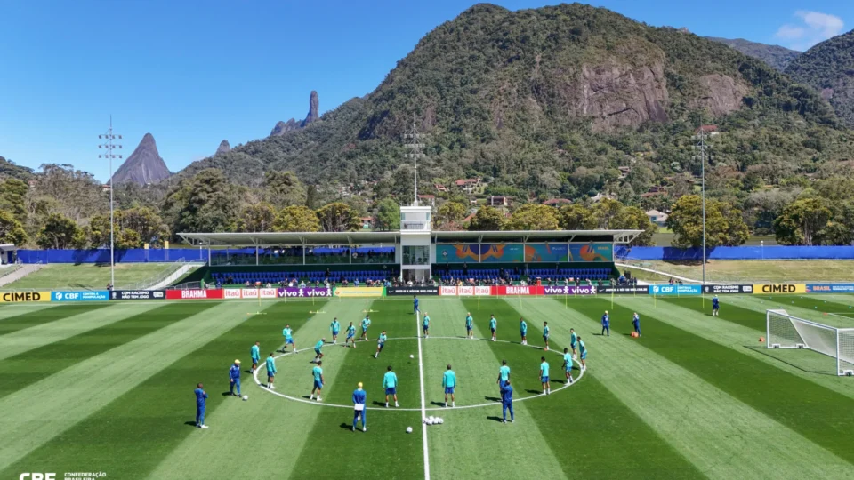 Seleção inicia apresentação na Granja Comary na preparação para o hexa
