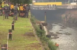 Motorista é preso após acidente que lançou carro no Rio Tamanduateí e matou passageiro em São Paulo