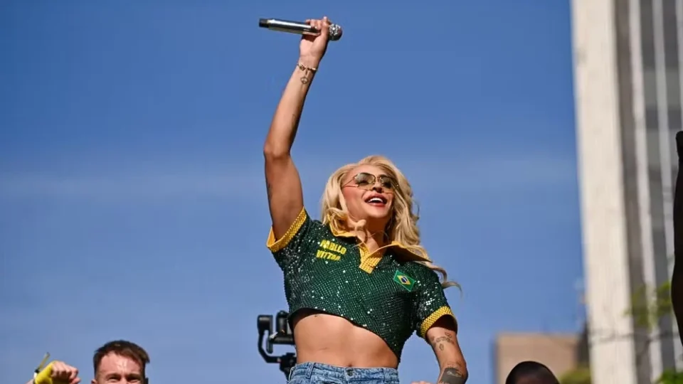 Pabllo Vittar e Urias são confirmadas como atrações da Parada LGBT+
