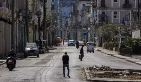União Europeia destina milhões para ajuda humanitária em Cuba após furacão