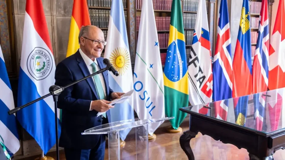 Brasil oficializa medidas para acelerar comércio no Mercosul