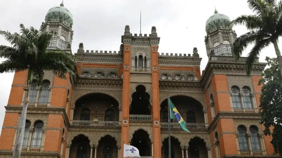 Fiocruz abre 20 mil vagas em curso sobre impactos das bets na saúde