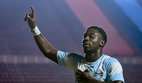 Grêmio vence fora e embala na Sul-Americana
