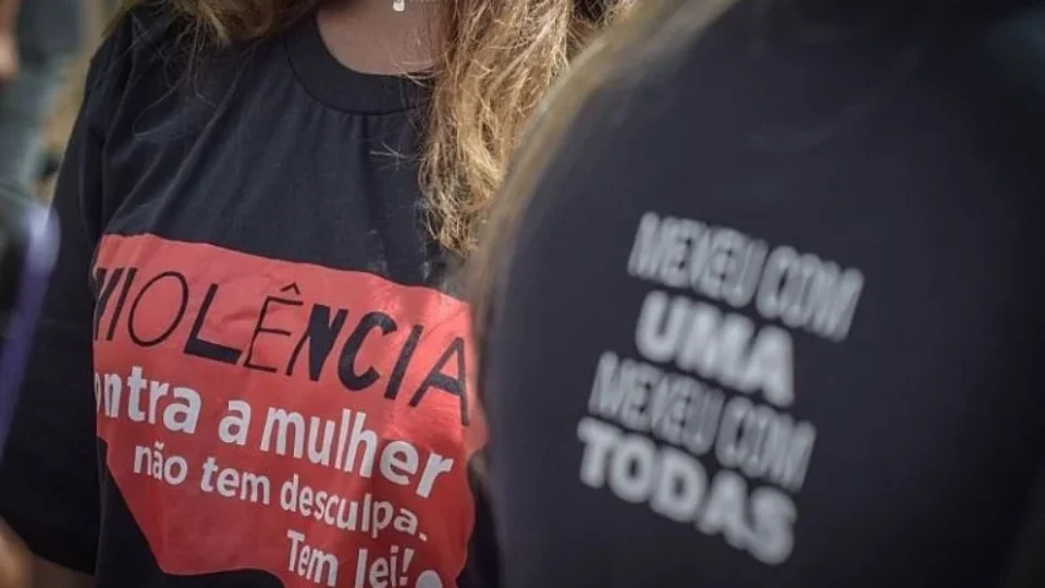 Justiça bate recorde de medidas protetivas para mulheres e expõe avanço da violência doméstica no Brasil