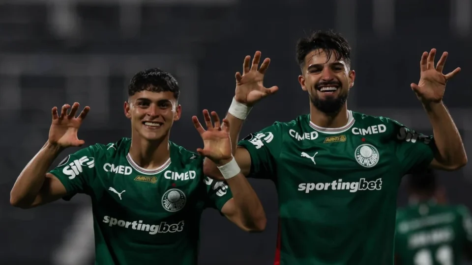 Palmeiras vence fora de casa e se aproxima da classificação na Libertadores