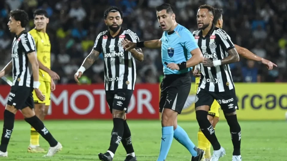 Santos vacila no fim e cede empate ao Recoleta fora de casa