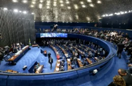 Como alternativa ao fim da escala 6×1, setor empresarial pressiona Senado pela PEC do Trabalho Flexível