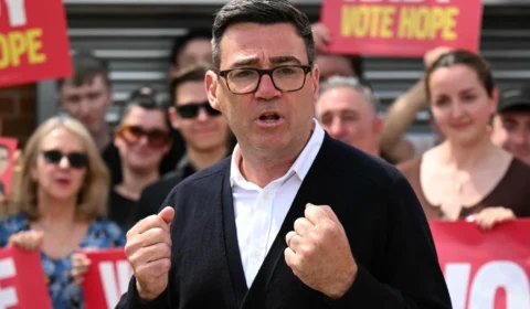 Andy Burnham vira favorito para suceder Keir Starmer