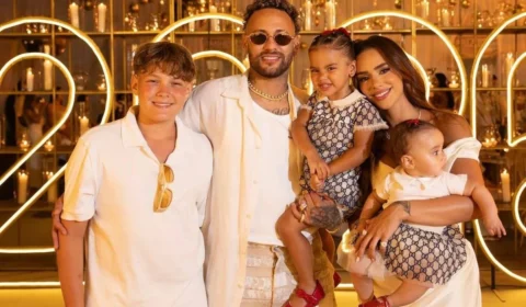 Neymar manda fazer joia de diamantes com iniciais dos filhos e peça poderá ganhar nova atualização