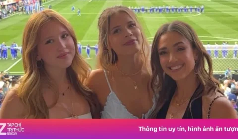 Jessica Alba une família, moda e futebol em 2026